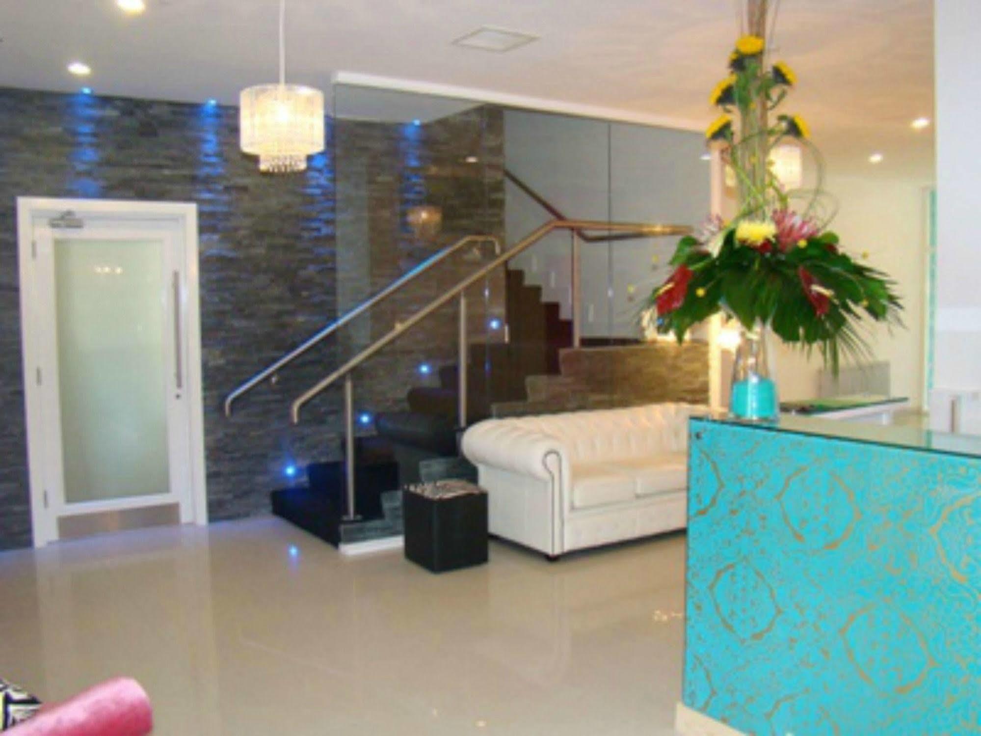 Ashbourne Court Hotel Kültér fotó
